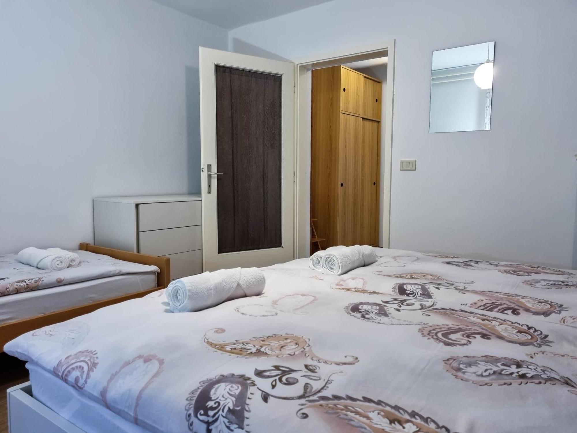 Apartmaji Jakob 1 Bovec Oda fotoğraf